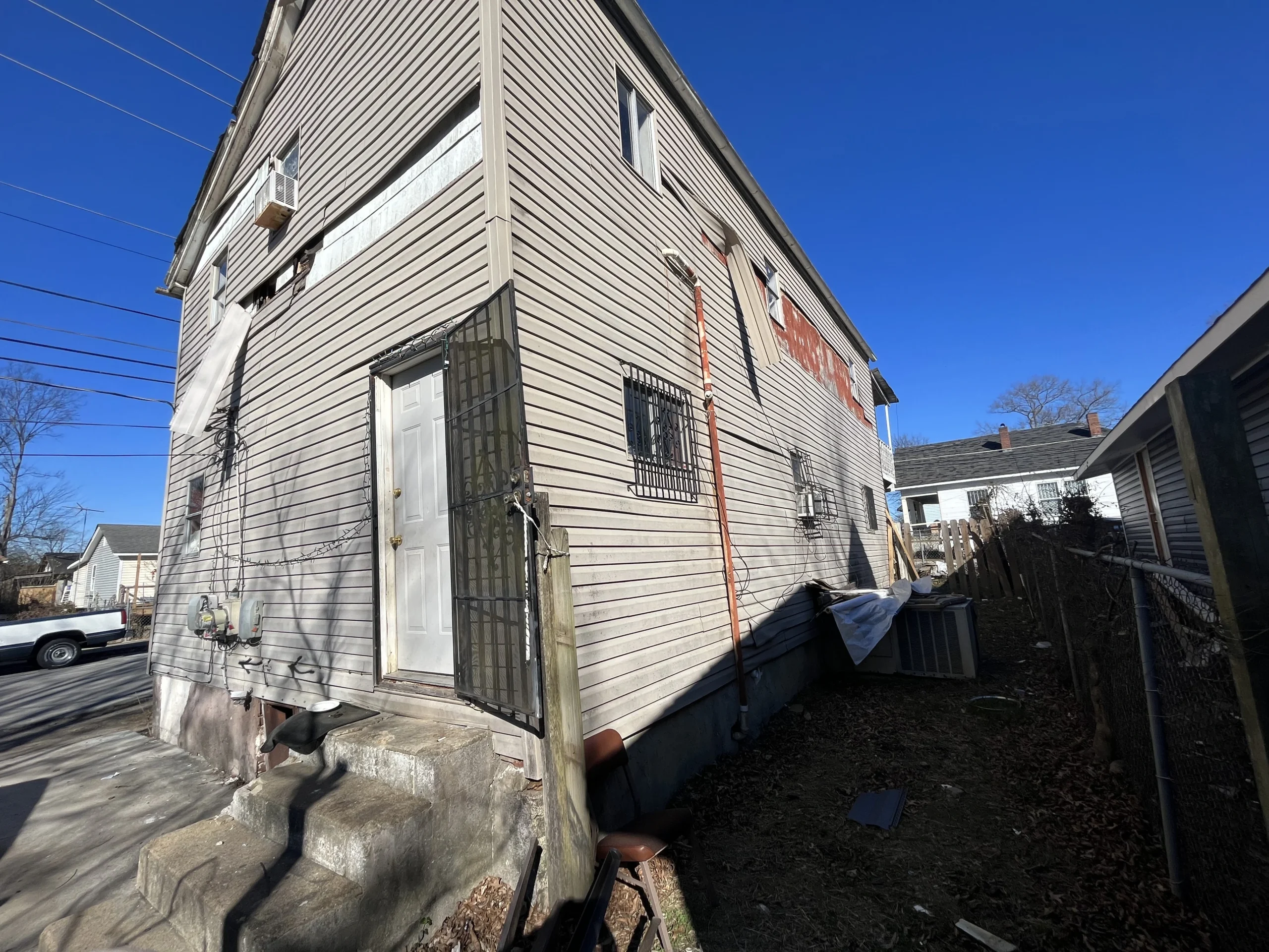 Property 1 Side Face